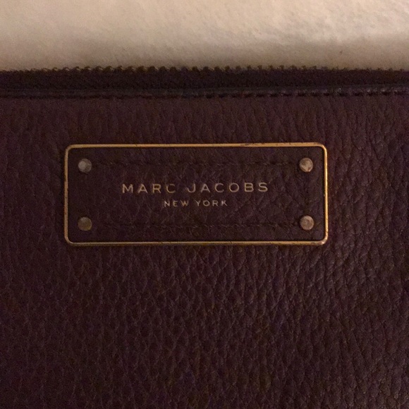 Marc Jacobs wallet - Picture 2 of 3